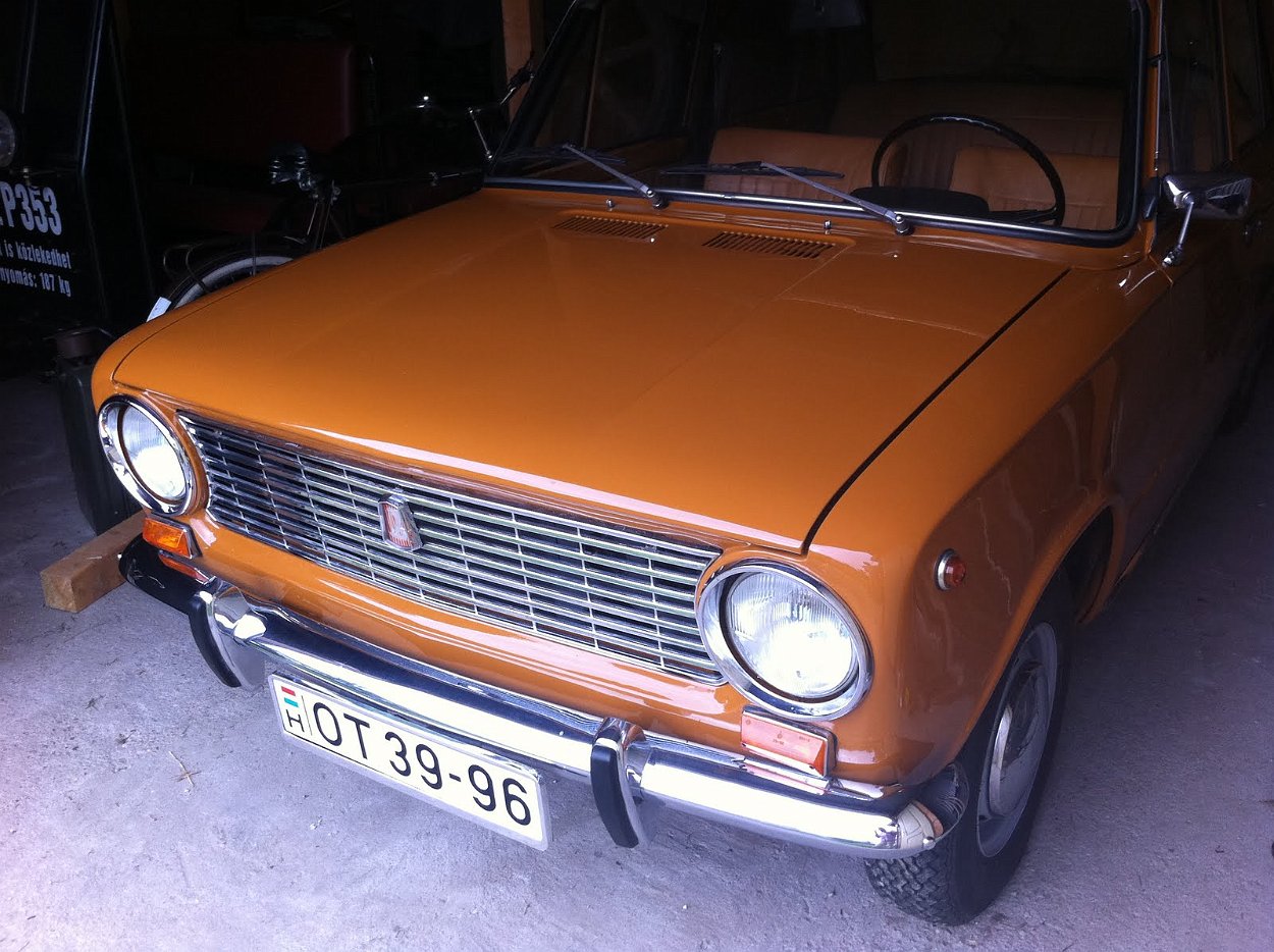 Lada 107