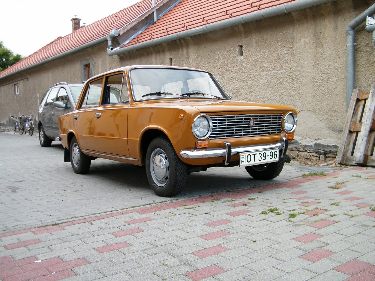 Lada 110