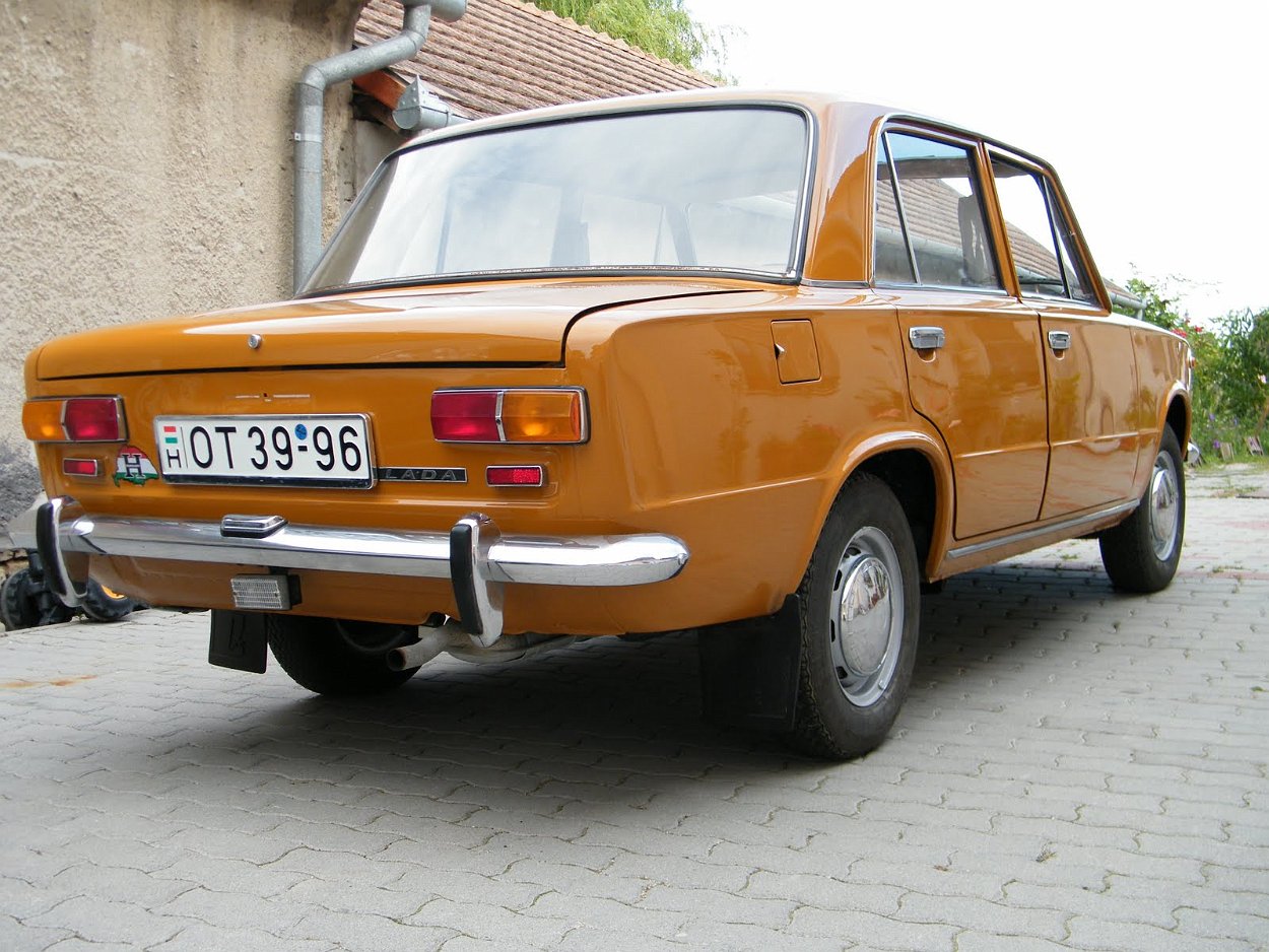 Lada 112
