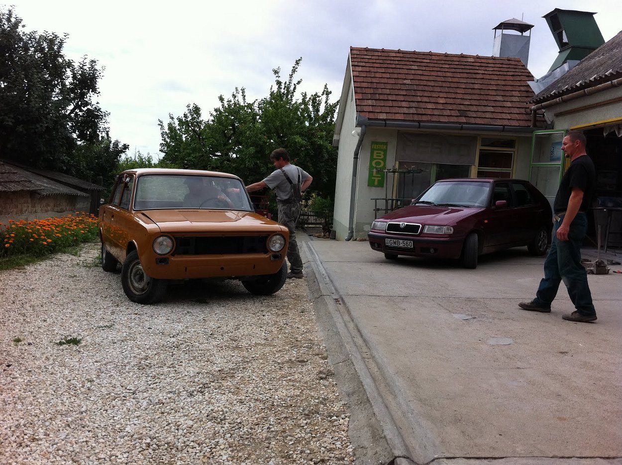 Lada 44