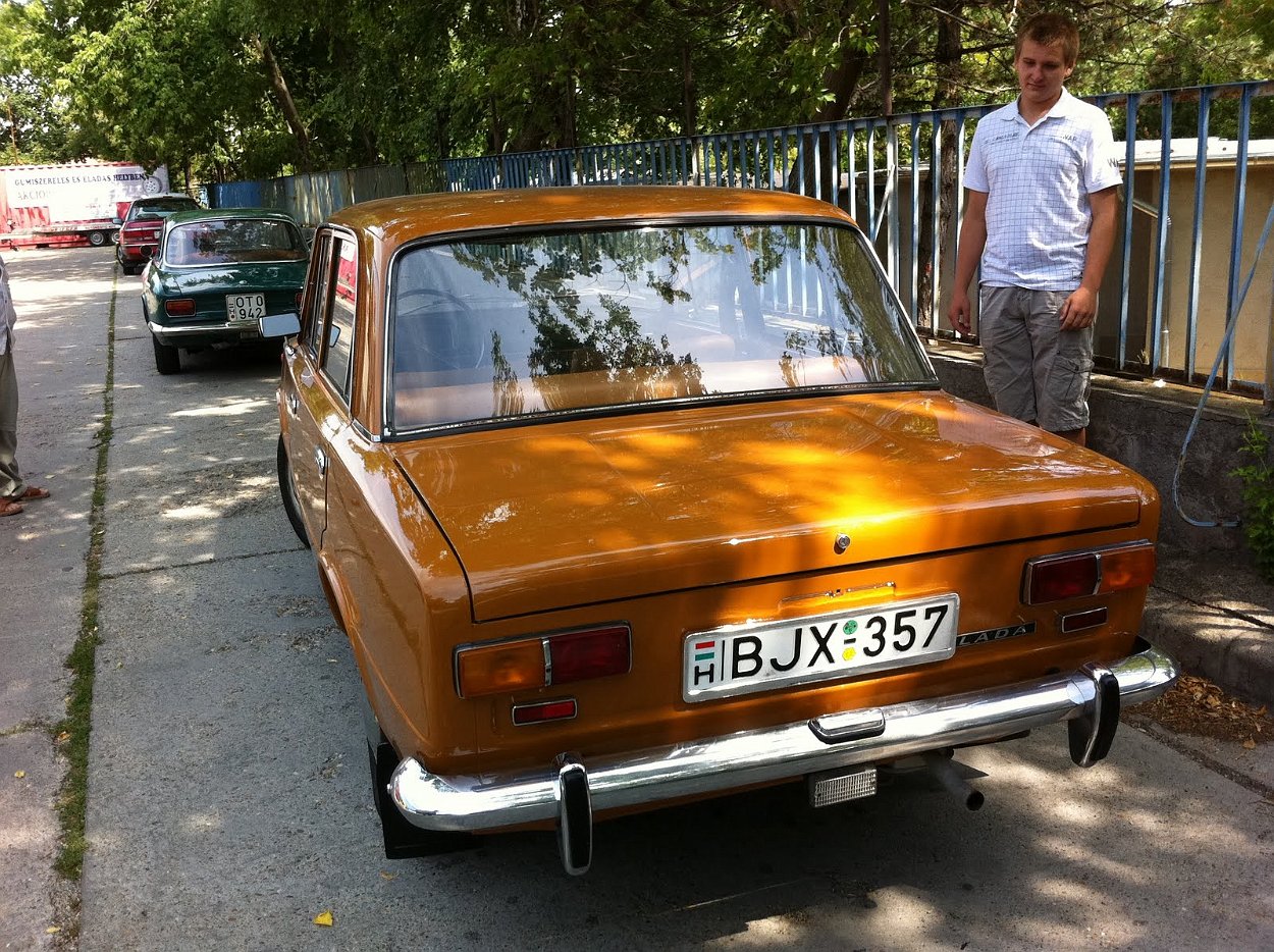 Lada 62