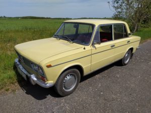 Bóna Zoltán Lada 2103